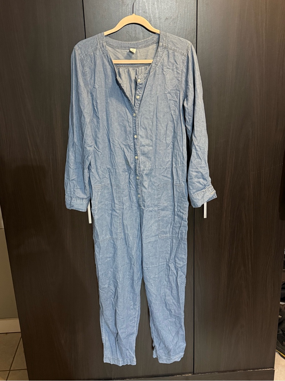 Old Navy Long-Sleeve Jumpsuit - wmns large